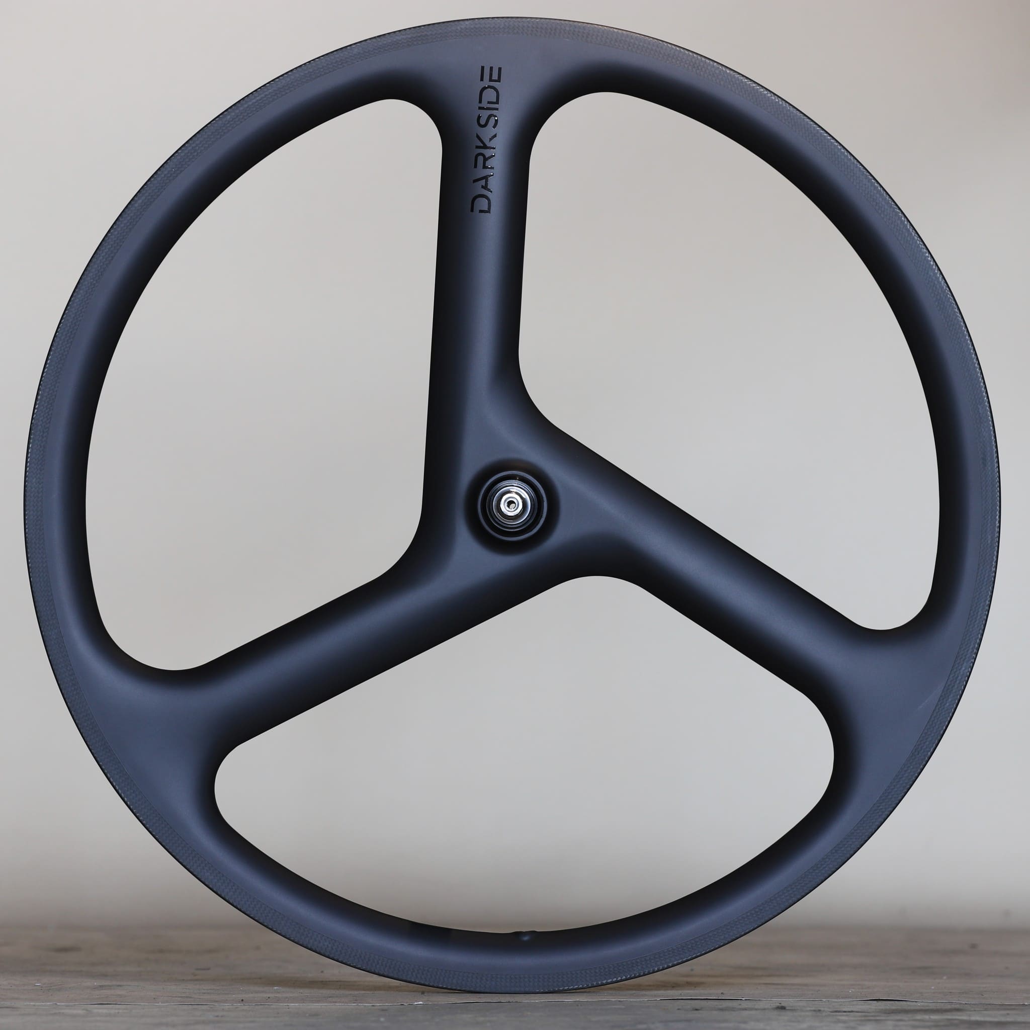 DARKSIDE 40 CF TRI-SPOKE front wheel